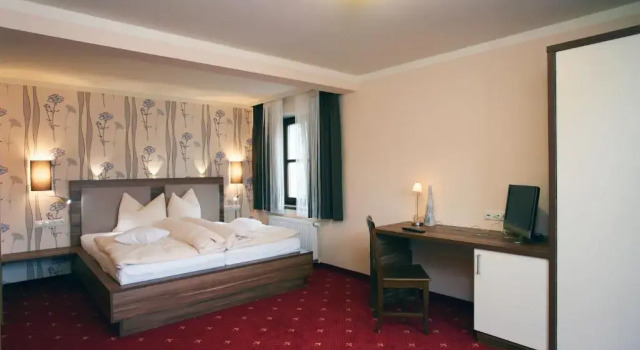 Двухместный номер Deluxe с балконом Landgasthof Zum Lang