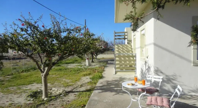 Коттедж GARDEN HOUSE, Kalamaki
