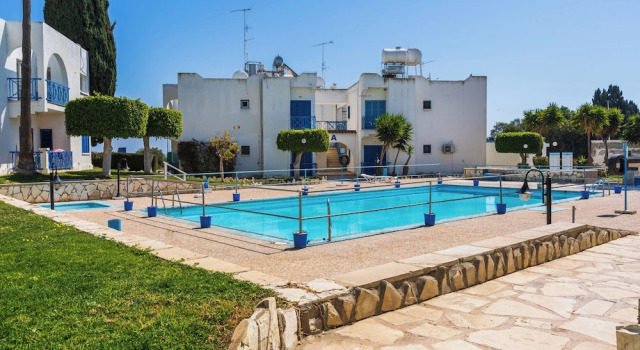 Seacret - 1-BR Apt With Pool in Pyla