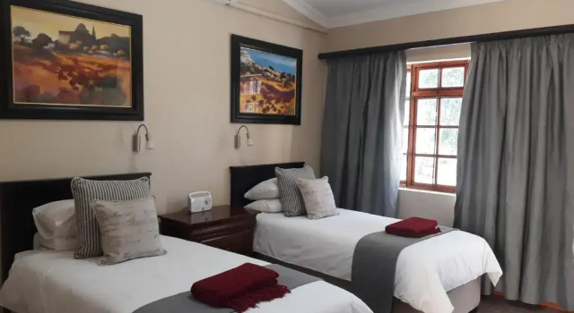 Двухместный номер Standard 17 on Bird Guest House
