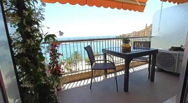 APPARTEMENT TERRASSE VUE MER Sea view terrace apartment "Etoile de Mer"