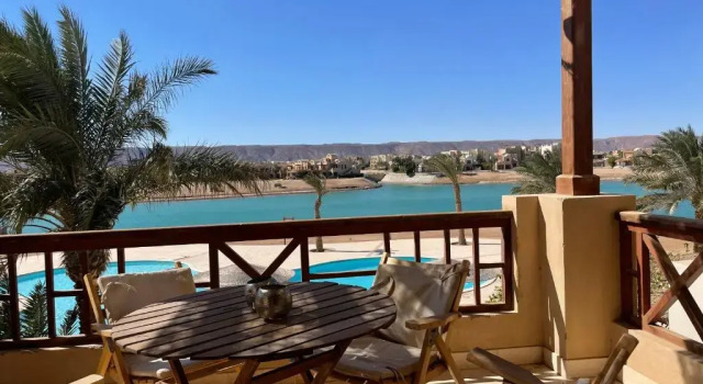 Sabina 1br apartment Lagoon view with shared pool, Prenota Appartamento El Gouna 
