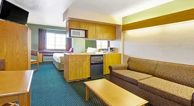 Двухместная Studio Suite Microtel Inn & Suites by Wyndham Albuquerque West