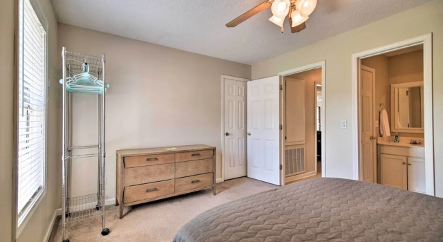 Коттедж Charming Oxford Home ~ 1 Mi to Ole Miss Campus