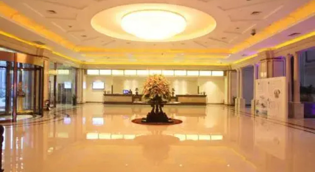 Hui Fu Jinling Hotel, Reservar Hotel Hotéis e alojamentos em Yangzhou, Hotel