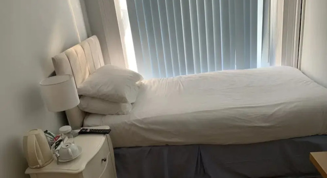 The Corner Rooms, Забронировать Отель Пембрук Пембрукшир