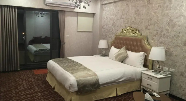 Номер Deluxe Chi Shing Hai Hotel