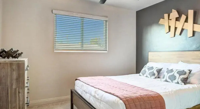 Amazing 4-bdrm W/backyard Paradise in Scottsdale!