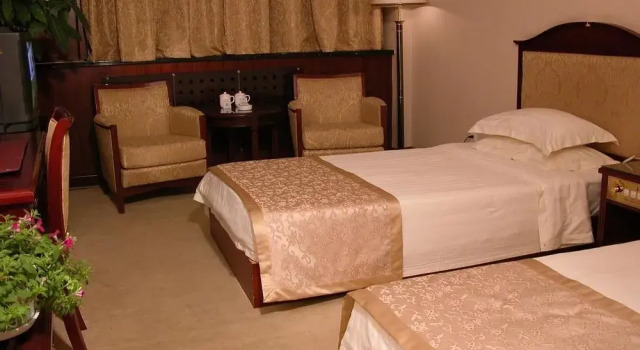 Hangtian Hotel, Rezervovat Hotel Kchaj-feng Henan