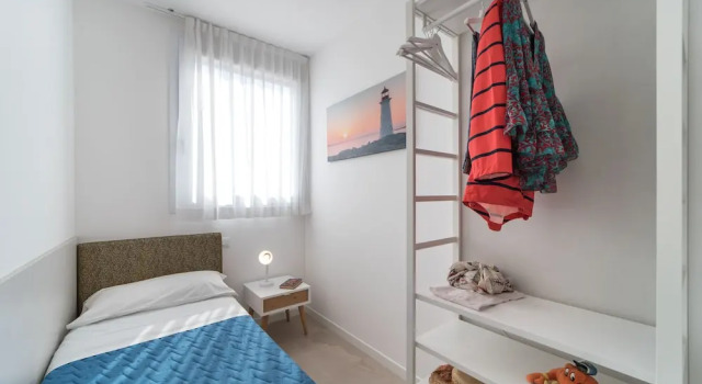 Stylish Residenza Torre Bianca 2 Bedroom Sleeps 6