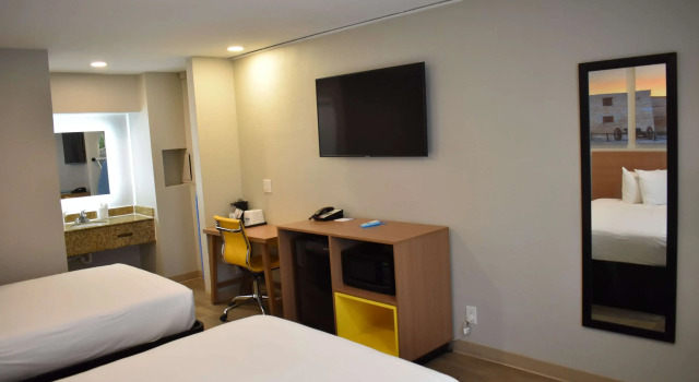Days Inn by Wyndham San Antonio Alamo/Riverwalk