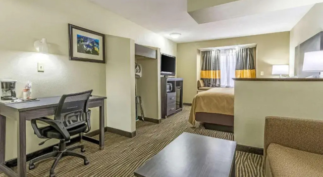 Люкс c 1 комнатой Quality Inn & Suites North Lima - Boardman