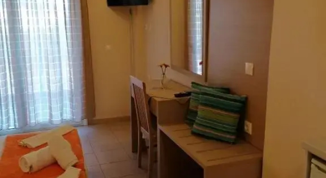 Студия Decauville Hotel
