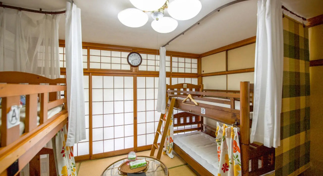 Hostel Coliberty, Buchen Sie Hostel Hostels in Awaji (Insel), Hostel