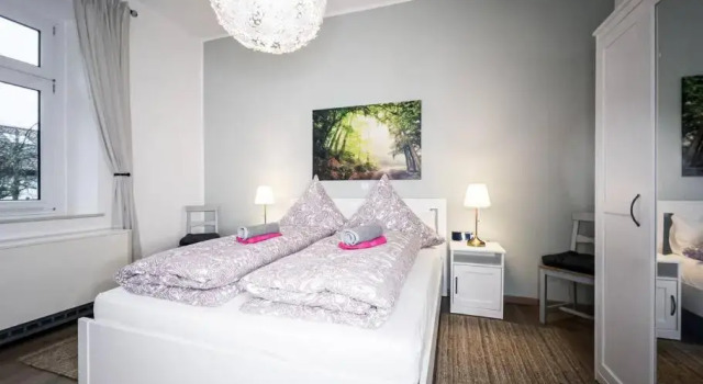Апартаменты ►Top Wohnung Nähe Porsche, Flughafen, Messe & BMW◄