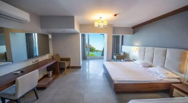 Ivy Sailing Resort