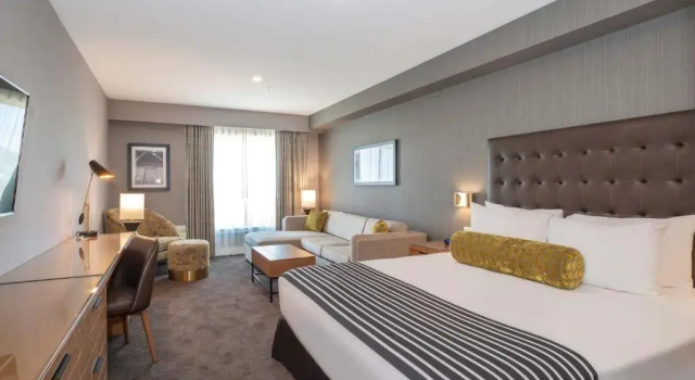 Двухместный номер Standard Sandman Hotel Hamilton