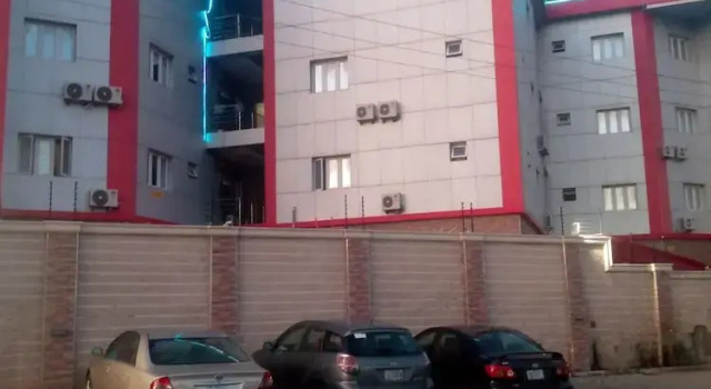 Alim Royal Hotel and Suites, Prenota Hotel Hotel a Bwari con parcheggio, Parcheggio