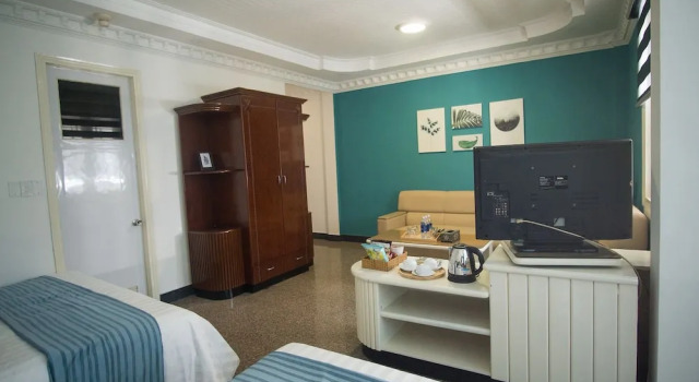Семейный номер Standard с балконом Cuu Kim Son Hotel