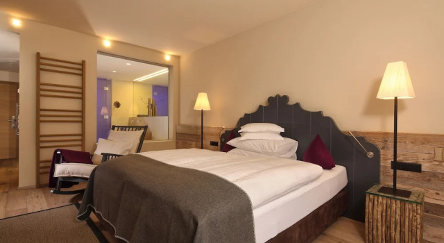 Полулюкс Comfort с балконом Bergland Design- und Wellnesshotel