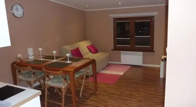 Olga, Varaa Hotelli Hotellit Pommeri pysäköinnillä, Pysäköinti