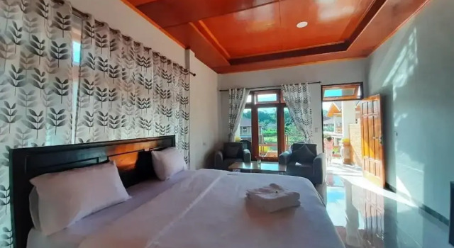 Juma cottages, Book Hotel Tuk Tuk 