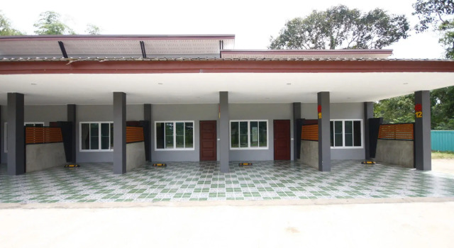 Na Kabin Resort