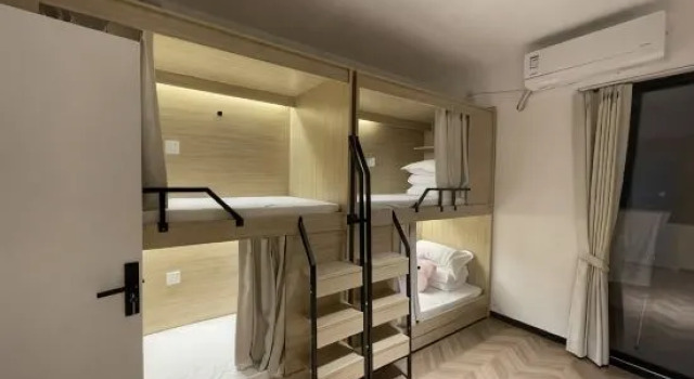 (camerata femminile) letto in camerata con balcone Youmao Hostel