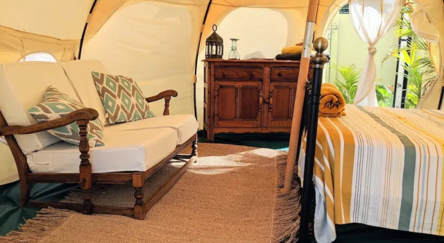 Wild Lotus Camp, Rezerwuj Hotel Saint Mary Antigua