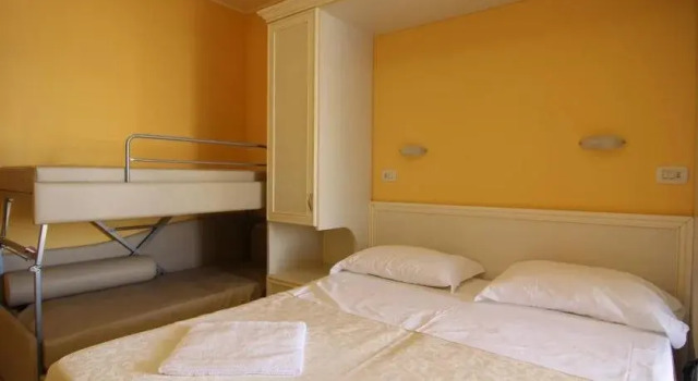 Di Matteo Hotel, Забронировать Отель Отели Побережья Абруццо с бассейном, Бассейн