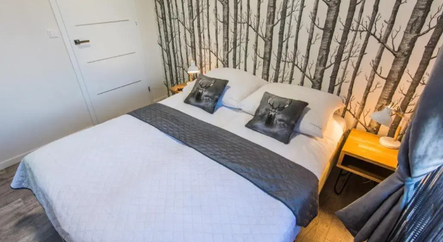 Apartamenty hoteLOVE z biokominkiem Stara Kuźnia, Забронировать Апартаменты/квартира Апартаменты Карпач, рядом с Museum of Sport and Tourism, Апартаменты/квартира