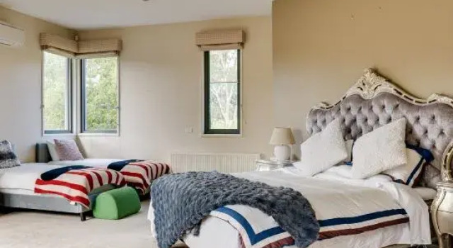 Yarra Valley Serenity House in Golf Course Resort, Book Resort Resort Hotels in Melbourne Region, Resort