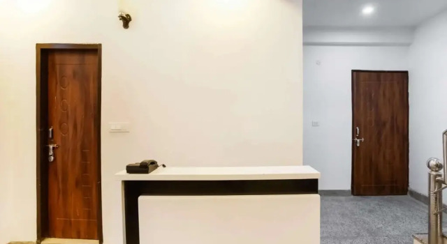 Kartik House by OYO Rooms, Забронировать Отель Отели Нью-Дели с завтраком, Завтраки