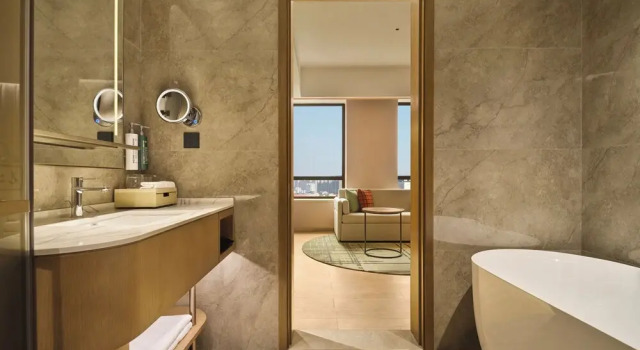 Двухместный люкс Deluxe Hilton Garden Inn Yingkou Zhanqian