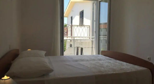 Apartments Gardijan, Забронировать Апартаменты/квартира Водице Шибенско-Книнская жупания, рядом с Пристань для яхт ACI Водице