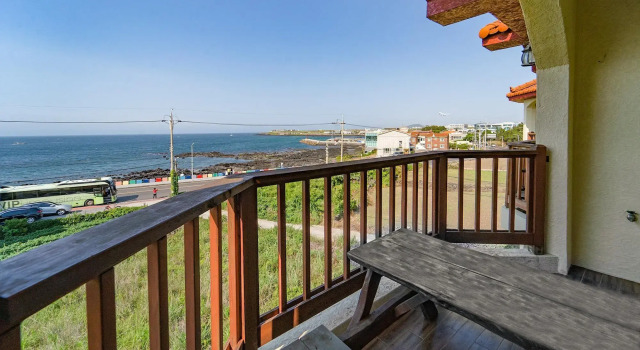 Jeju New HaeAn PungGyeong Pension
