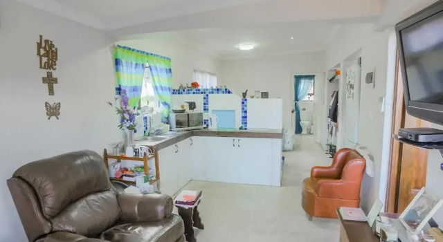 Семейный номер Standard с красивым видом из окна Suzys Place