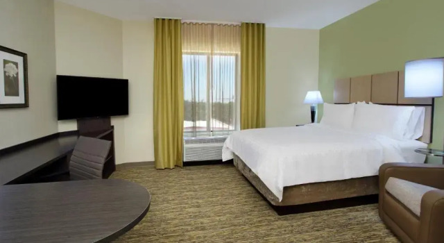 Номер Standard Candlewood Suites - Frisco by IHG