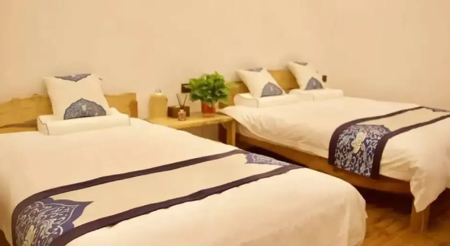 Трёхместный семейный номер Standard Eastwood Inn Xian
