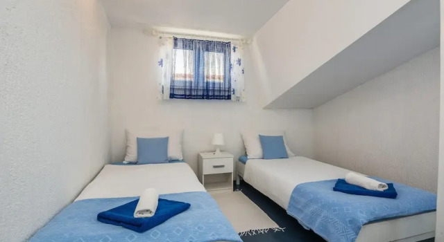 Awesome Home in Privlaka With Wifi and 1 Bedrooms, Buchen Sie Hotel Privlaka Gespanschaft Zadar