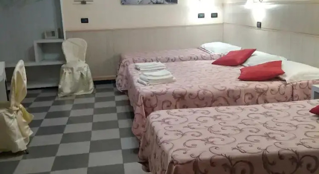 Четырёхместный семейный номер Standard Hotel Galata