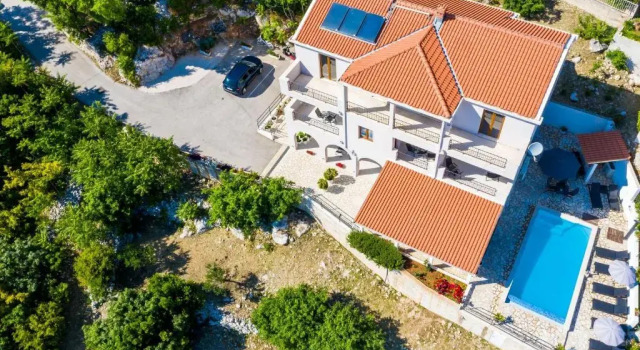 Апартаменты Comfort Apartments Villa Made 4U