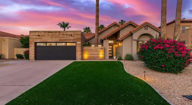110th Scottsdale 3 Bedroom Home by RedAwning, Забронировать Дом для отпуска Отели Скотсдейл с парковкой, Парковка