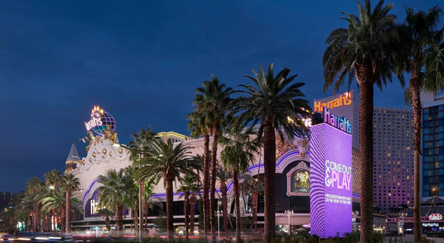 Двухместный номер Valley Tower Deluxe с видом на город Harrah’s Las Vegas – A Caesars Rewards Destination