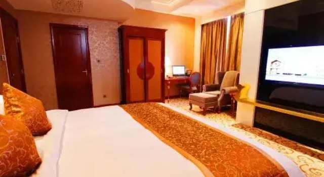 Люкс Business Jinling International Hotel