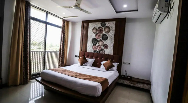Hotel LAAKHAN BY GHUMO UDAIPUR, Забронировать Отель Отели штата Раджастхана 4 звезды, 4*