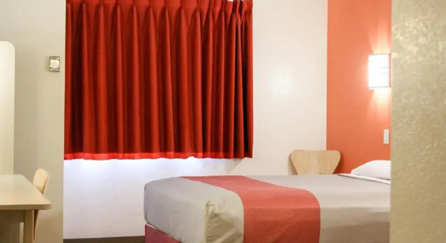 Двухместный номер Standard Отель Econo Lodge