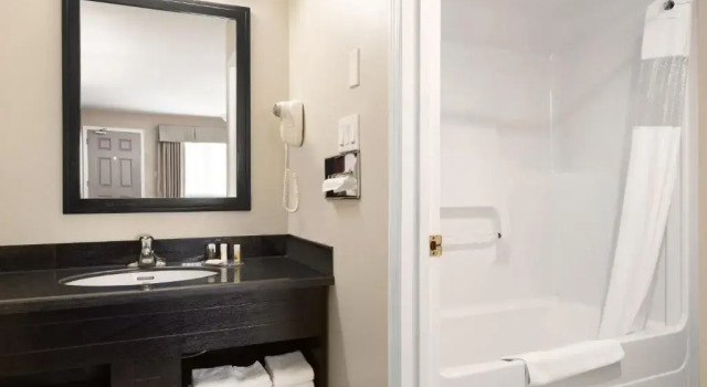 Suite 2 chambres Days Inn by Wyndham Golden