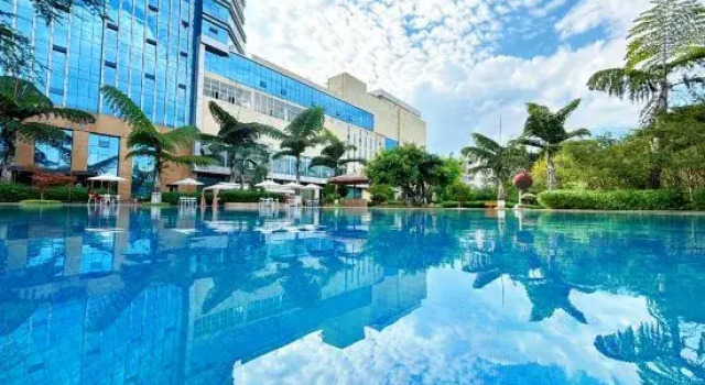 Hongshanhu Hot Spring Holiday Hotel, Rezerwuj Hotel Hotele w Kunming z parkingiem, Parking
