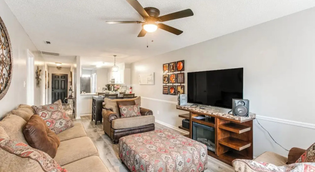 9 Mi to Moody Afb: Newly Updated Condo Near Dining, Rezerwuj Apartament Valdosta Georgia